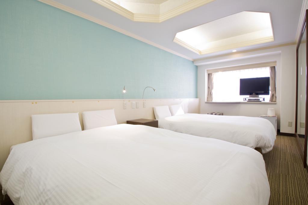 Hotel Fukuracia Harumi Tokyo Bagian luar foto